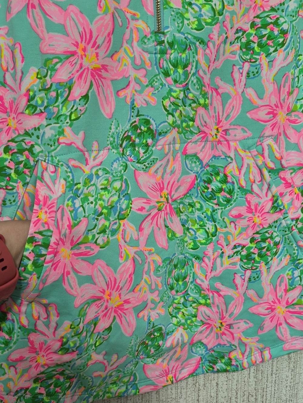 Lilly Pulitzer UPF 50+ Skipper Popover Surf Blue So Shellegant Size Small NWT - Picture 8 of 12